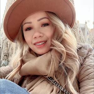 Meet your Posher, Nhung